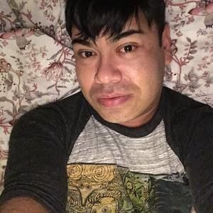 Meet your Posher, Hugo